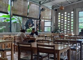 Mari Makan Bajo