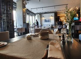 N31 Restaurant & Bar