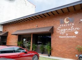 Bloo Peacock Sygnature Restaurant
