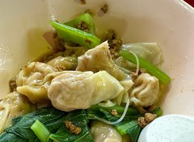 Chong Suang Hiang Kolomee