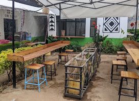 Ombre du midi restaurant and coffee shop