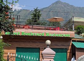 Sunset Boulevard restaurant - Best Restaurant in Shalimar Garden Road Srinagar/ Restaurant Near Me