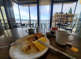 Dockside Restaurant