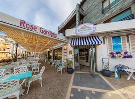 Rose Gardens Restaurant