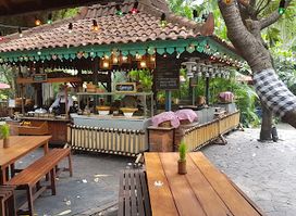 Arumanis Restaurant