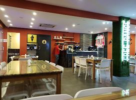 Gold Label Burgers