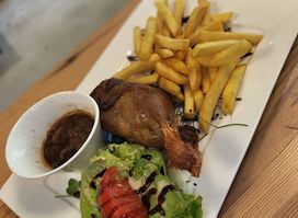 Restaurant le 12520
