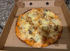 Uncle Willi's Pizzeria