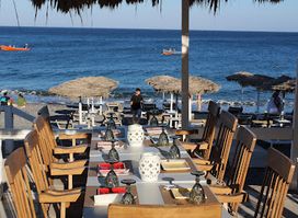 Dolphins Restaurant Kamari Santorini