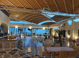 Aloni Restaurant
