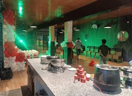 PARTY PLACE