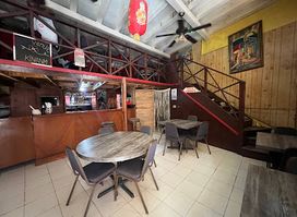 Kinan’m Bar