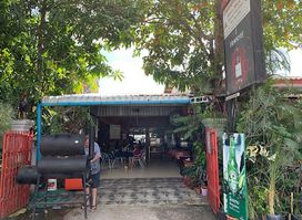 Ban Moon Restaurant