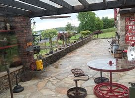 The Gables Restaurant & Farmhouse Accommodation