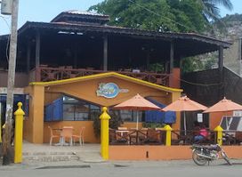 Kokiyaj Bar & Grill & Food Market