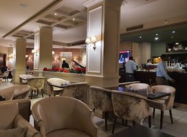 St. Tropez Restaurant