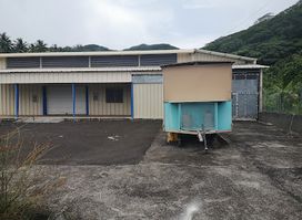 Ninamu Lagon