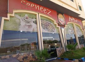 Seeneez Resturant