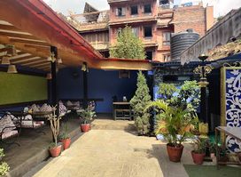 The Golden Eyes Restaurant & Cafe
