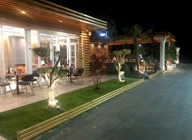 Island Lounge Bar and Pizzeria