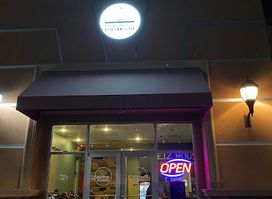 LEIZ HOUSE SEAFOOD AND NOODLES Redding, CA
