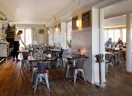 Ruths Brasserie
