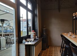 Restaurant U