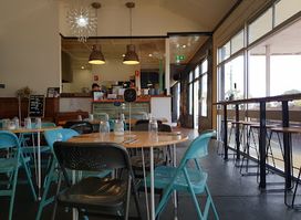 Bluebird Kitchen and Smokehouse