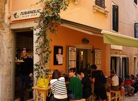 Tunaholic Fish Bar