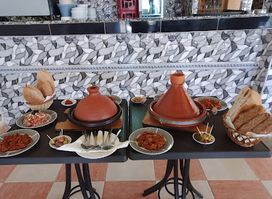 Cafe restaurant ain zwawk مقهى و مطعم عين زواوق