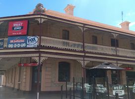 Royal Exchange Hotel