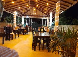 Villa Wunderschon Sea Food Restaurant