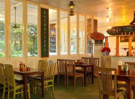 Café Lake view