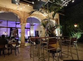 El Buho Eatery