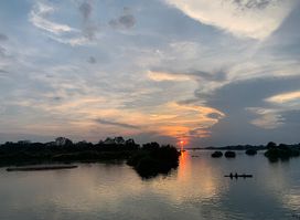 Vixay Sunset Restaurant