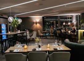 ROAST Restaurant & Bar