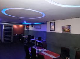 WIFI FINE DINE RESTRO AND PARTY LOUNGE