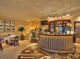 Le Bistro Esplanade
