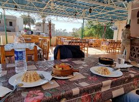 مطعم وولف Wolf Restaurant