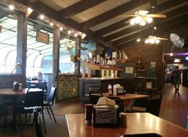 Harbor House Seafood and Steaks