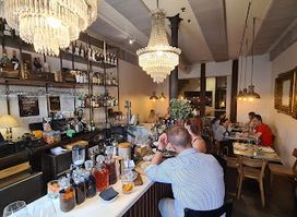 Ástor gastro-place