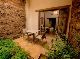 Casa Lum Hotel + Restaurante