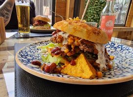 Restaurant Zum Wohl Tirol - Innsbruck [ DIE BURGERBAR ]