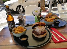 Motown Soul Food Bar