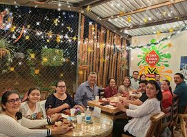 "COMA LO QUE HAY" Restaurant