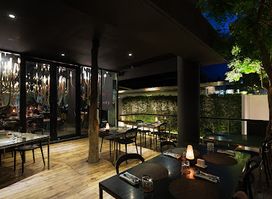 Italics Restaurant