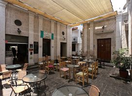 Omphalos Restaurant Vegetariano -Vegano
