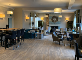 Four Pears Pub & Restaurant