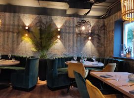 Village Kitchen Restaurant & Lounge