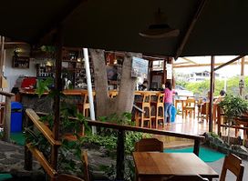 PLAZA EL JARDÍN GALÁPAGOS